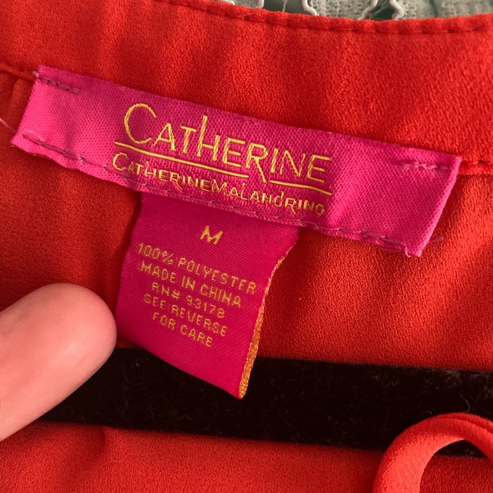 Donated💙5/$25💙 Flattering orange blouse - Picture 3 of 3